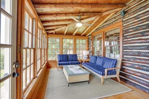 Virginia Retreat on Wicomico River with Dock! in Reedville, USA