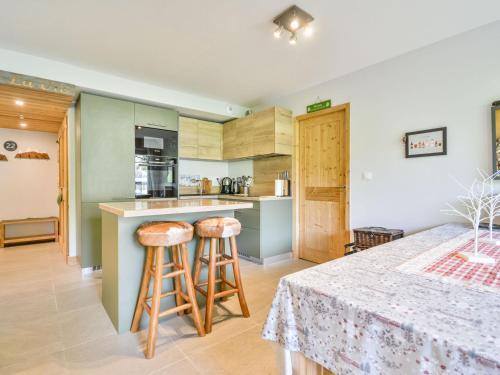 Appartement T3 a Morzine avec Jacuzzi Privatif, Proche Navettes, 8 Pers. - FR-1-684-58 near Le Fangle