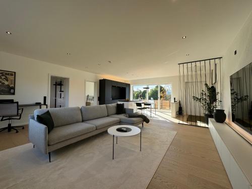 Neues Repräsentatives Designer Loft im Herzen Bayerns in Zolling, Deutschland