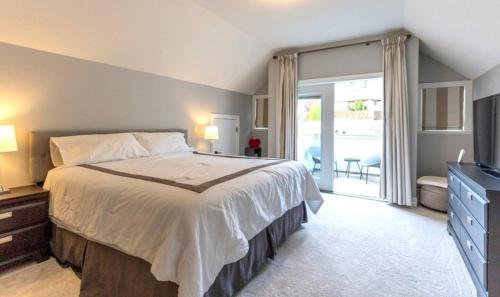 Beachy Vibes Retreat #92