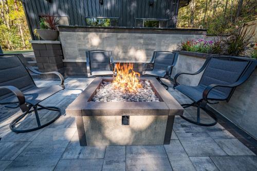River Pools Cabin - Indoor Pool, Lake Access