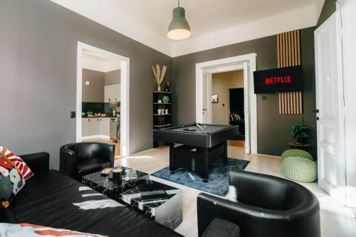 Cinema Apartment Billiard & Foosball - City Centre, Прага (фото 4)