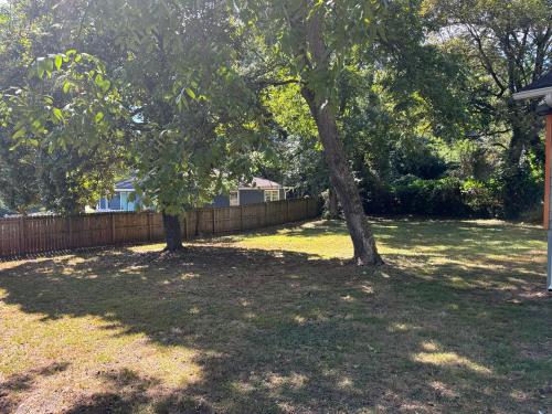 Surrounding environment, Atlanta Cozy Private Room 4 in East Atlanta