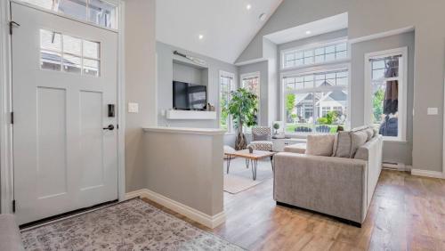 Syrah Cottage On Osoyoos Lake #130