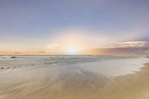 New Listing Most Amazing Beach Views Pool New Listing Most Amazing Beach Views Pool