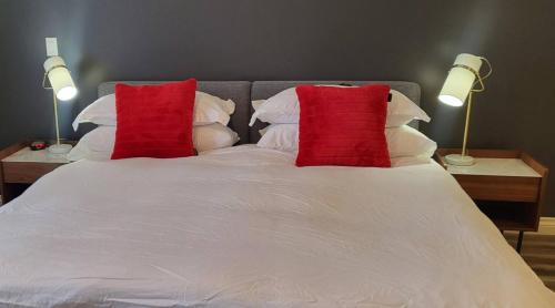 Large Modern Home At The Cottages #54