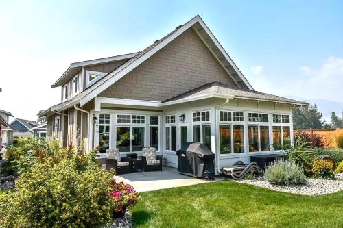 Riesling Cottage #29 in Osoyoos, Canada
