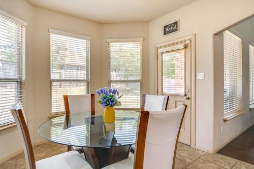 Less Than 1 Mi to Lake Conroe Home with Furnished Patio! in Willis, USA