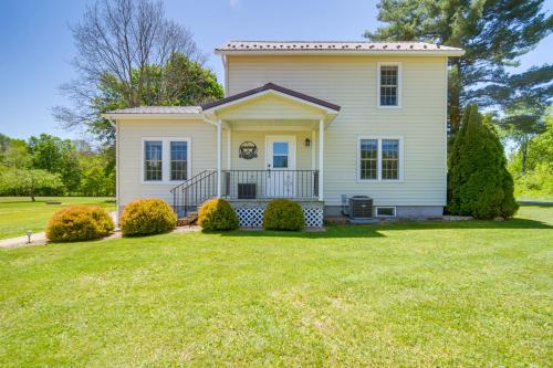 Pet-Friendly Centerville Home w/ Fire Pit & Grill in Corry