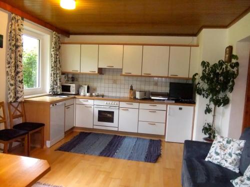 virtuve, Enghagen Haarstube in Vorderstoder