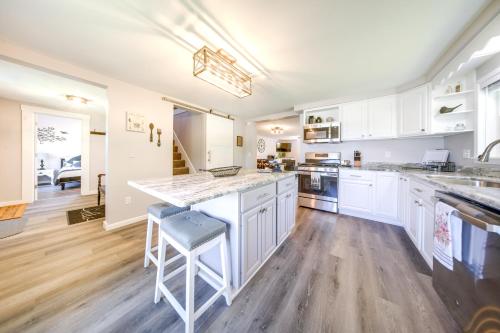 Pet-Friendly Centerville Home w/ Fire Pit & Grill in Corry