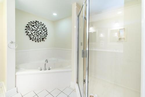 Waterscape 235-A by RealJoy - image 6