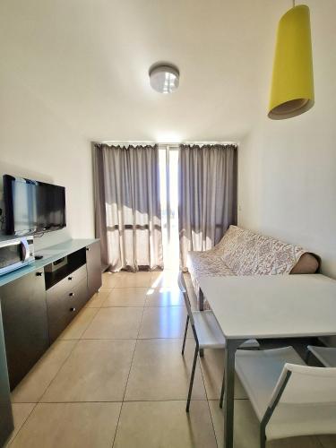 Suite on the Bat Yam seashore, Bat Yam (photo 2)