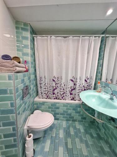 Suite on the Bat Yam seashore, Bat Yam (photo 6)