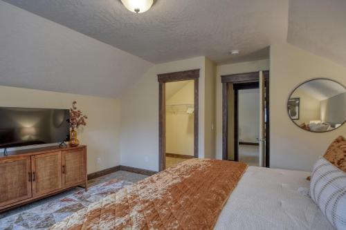 Fantastic Coeur d'Alene Home Near the Heart of Everything