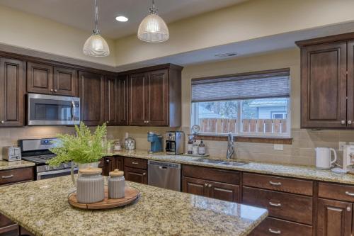 Fantastic Coeur d'Alene Home Near the Heart of Everything