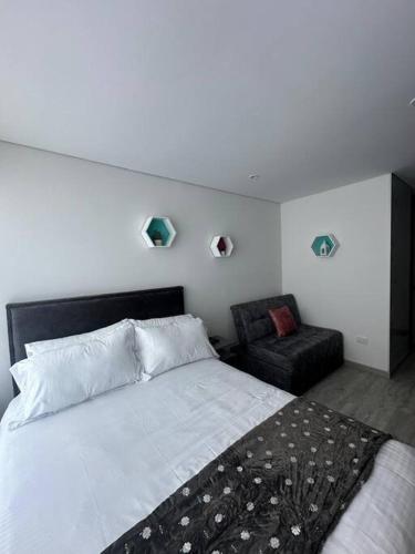 One-Bedroom Apartment image 8