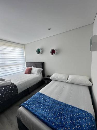 One-Bedroom Apartment image 7
