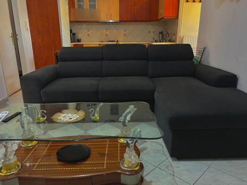-Laedor 2- Family home in Agios Dimitrios with many beds, Ateny