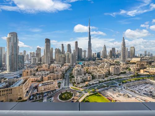 Skyline Serenity Holiday Home I Bespoke 1 Bedroom Apartment I Burj Khalifa & Fountain Views I Free Gym, Pool, Wi-Fi, Parking & PS5, Dubái (foto 6)