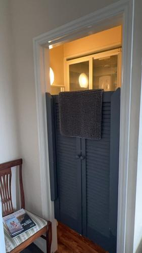 Shower, Winston House Guesthouse in Bridlington