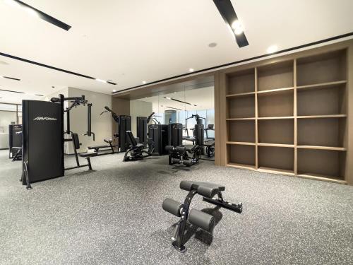 Skyline Serenity Holiday Home I Grandeur 2 Bedroom Apartments I Burj Khalifa & Fountain Views I Free Parking Gym Pool & Wi-Fi - image 2