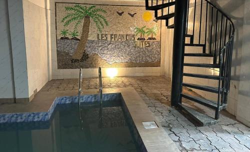L F Suites - image 2