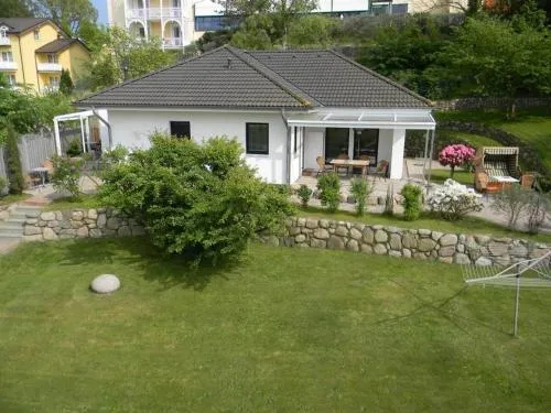Ferienhaus in Goehren mit Schwimmbecken in Göhren, Deutschland