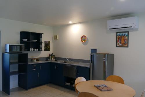 Patons Rock Beach Villas in Arany Öböl