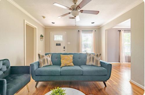 3Bed2Bath Houston Getaway Near Sports, Shops and Midtown in Houston, USA