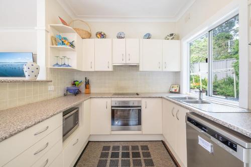 Mon Reve 4A Tallean Road three bedroom property with Wi-Fi, air conditioning in 奈爾遜灣
