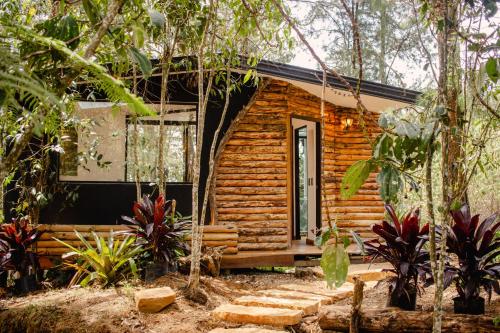 Cabaña Aventurina- La pascana Ecolodge Entorno natural excepcional, conexión con la naturaleza y avistamiento de aves, Ubicado a 3km del metrocable y Parque Arvi, Guarne
