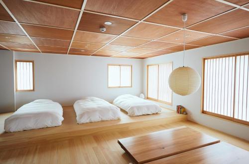 Yellow House Kuruwa in 다테이시 공원