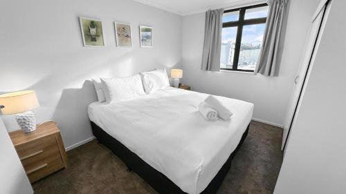 2BR Newmarket Retreat near Broadway by Zodiak Stays, Окленд (фото 4)