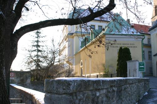 Schloss Gumpoldskirchen - image 4