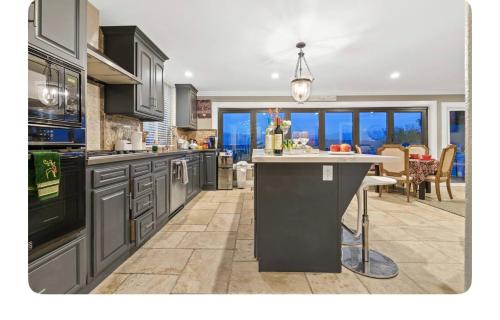 LA Million dollar VIEW super spacious 5 bedroom home in Hacienda Heights, USA