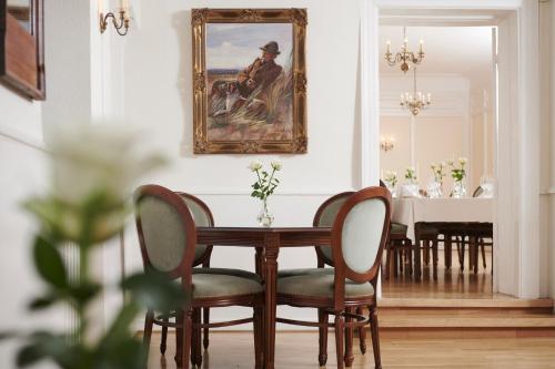 ผับ/เลาจน์, Tornøes Hotel in เคอร์เทอมินเดอ