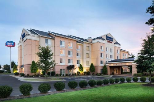 Fairfield Inn and Suites by Marriott Conway in Conway, USA