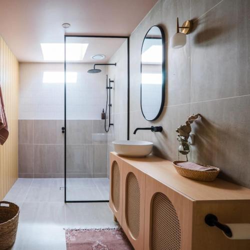 Just Down the Road in เดอร์บี้