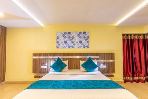 Superior Double Room image 6