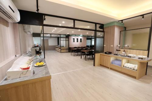 Food and beverages, Hoya Resort Hotel Chiayi in Minxiong Township