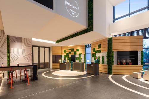 Lobby, Even Shanghai Hongqiao Cbd By IHG near Hongqiao Railway Station