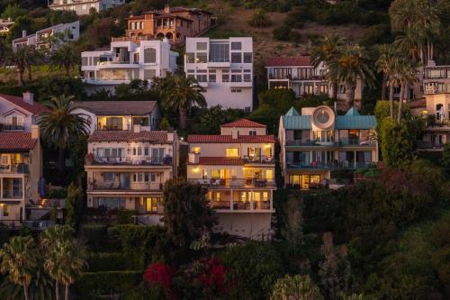 Villa Reina by Fieldtrip Majestic Ocean-View Villa in Malibu in Topanga, USA