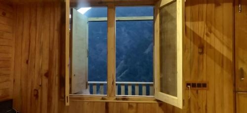 Yashraj Cottage and Cafe