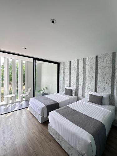 Nirundorn Resort Room Type - Deluxe Double or Twin Room