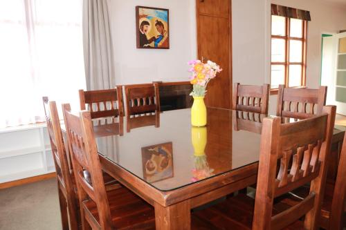 Park View - Spacious Inner City - 4 bedrooms - 2 bathrooms, Invercargill (foto 11)
