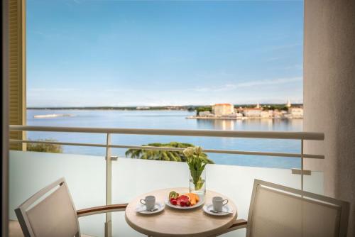 balkon/terras, Isabella Island Hotel & Villas, Valamar Collection in Poreč