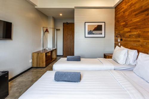 Standard Double or Twin Room image 4