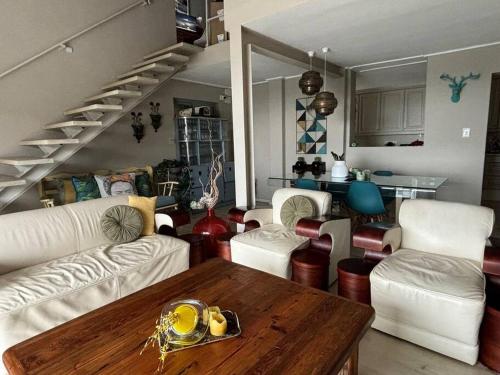 Mountain Sanctuary Villa ! Mountain Sanctuary Villa !