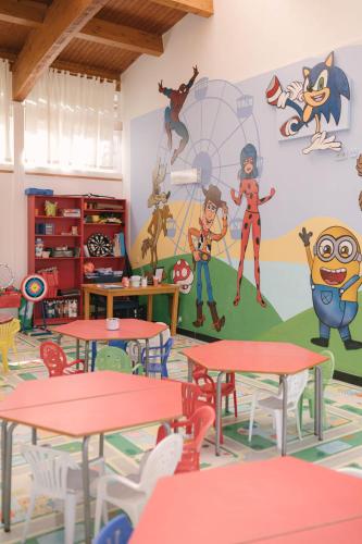 Aparthotel Ciudad Laurel - image 11